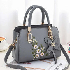 2022 New Lady Handbag Brand Designer Messenger Bag