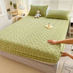 3D Embossed Velvet Mattress Cover for winter