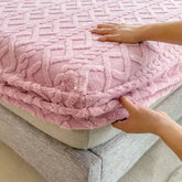 3D Embossed Velvet Mattress Cover for winter