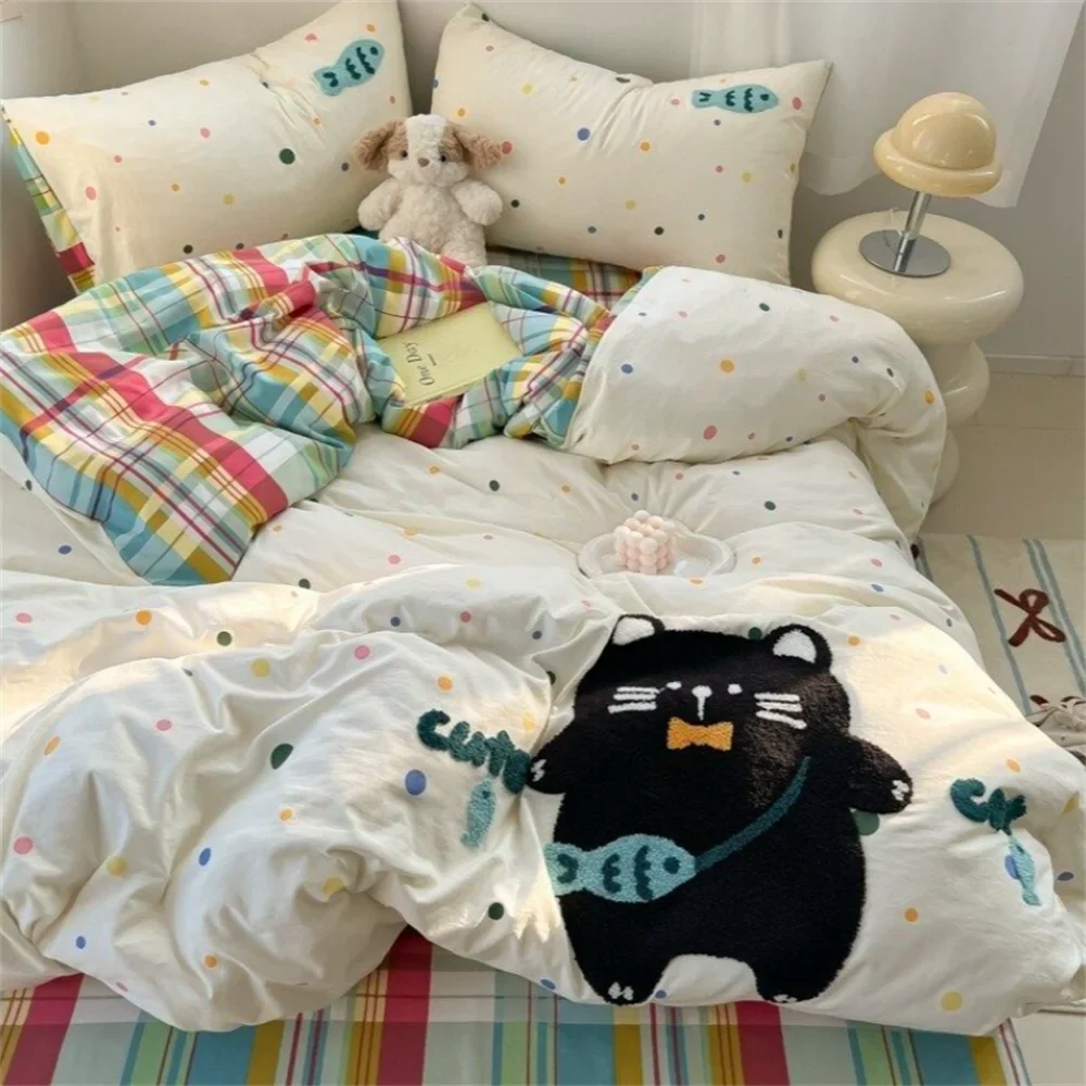 Cartoon's Trendy Autumn And Winter Bedding Set