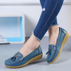 Cut Out Leather Breathable Moccasins Women Casual Shoes