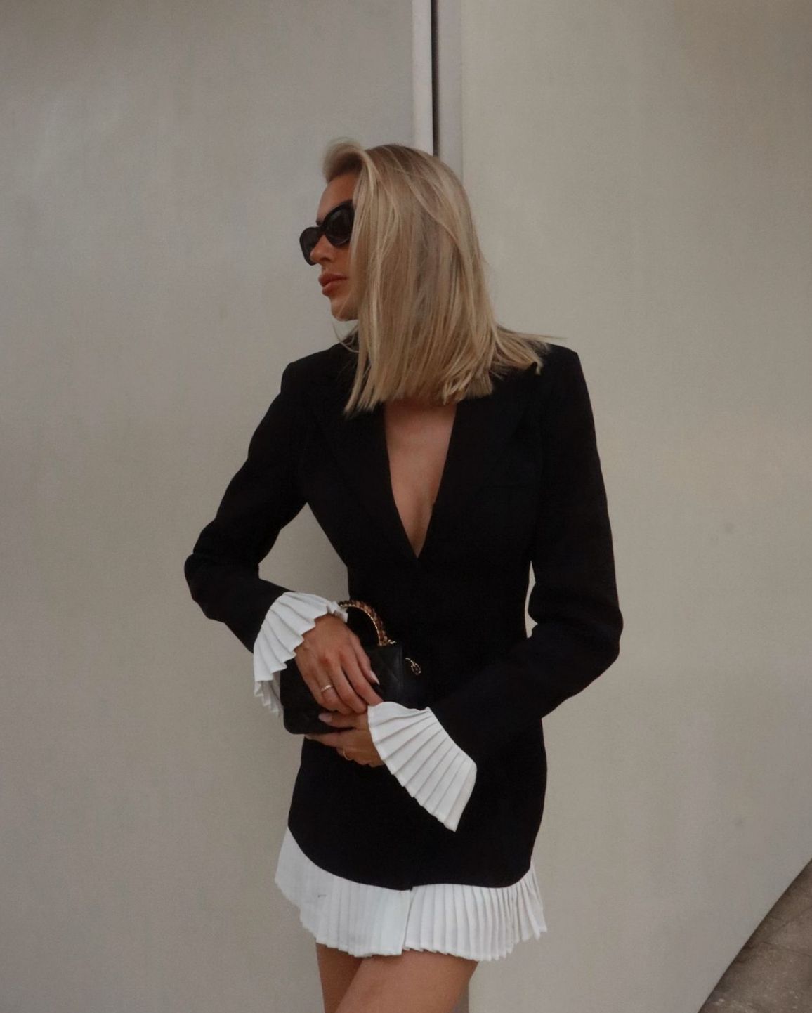 Black White Contrast Color Pleated Ruffled Short Dress