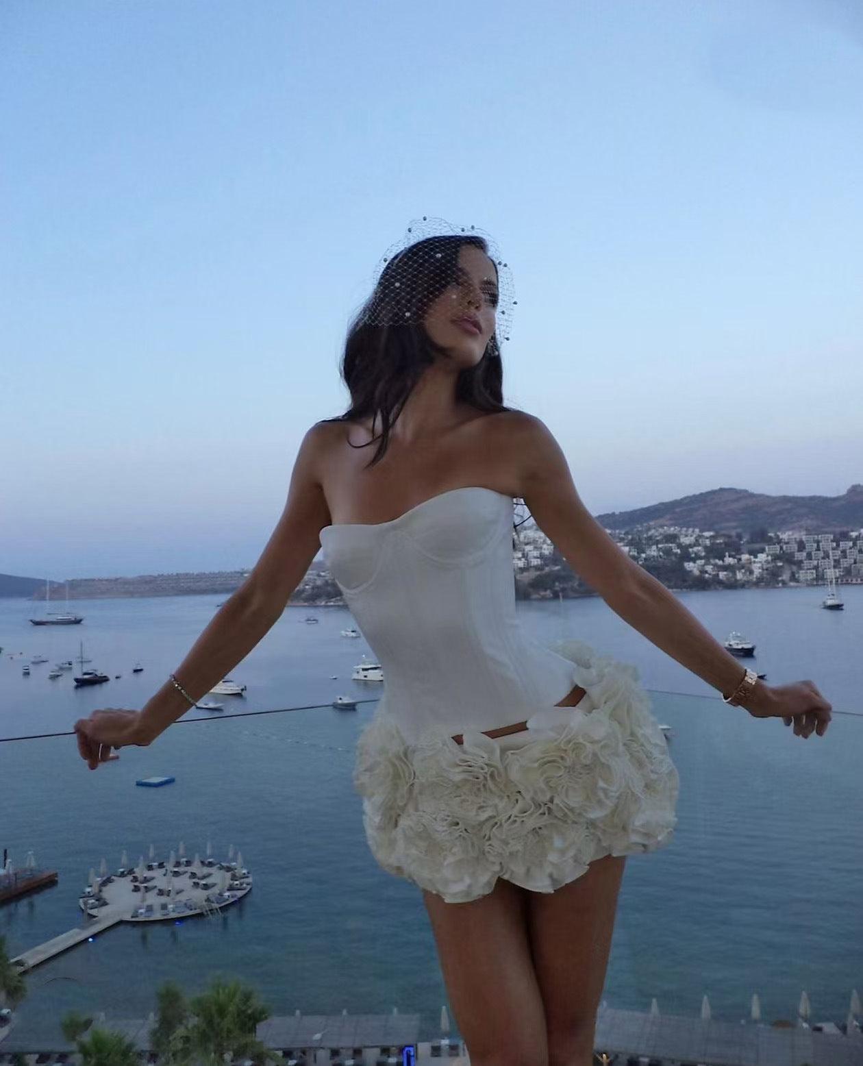 Adjustable Tube Top Exquisite Floral Skirt