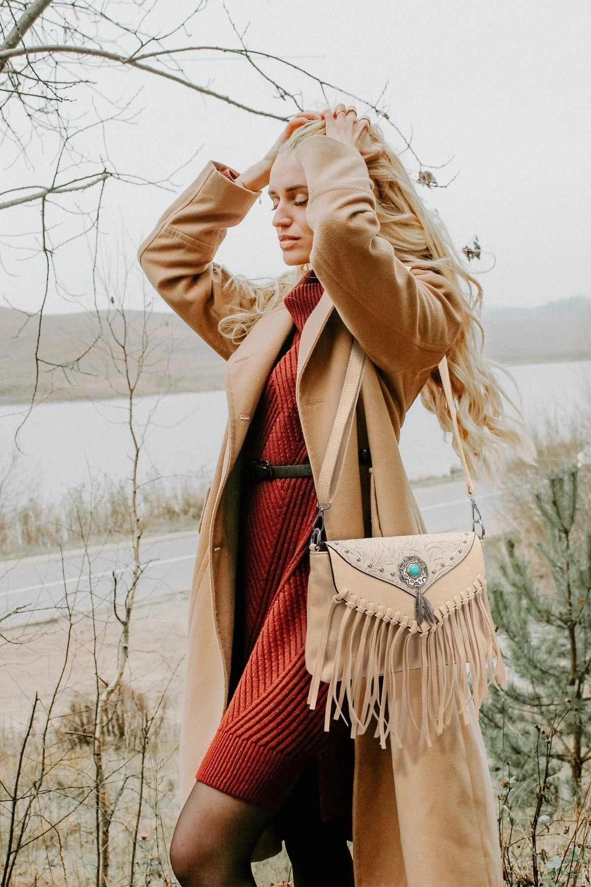 Fashionable Western Design Shoulder Bags