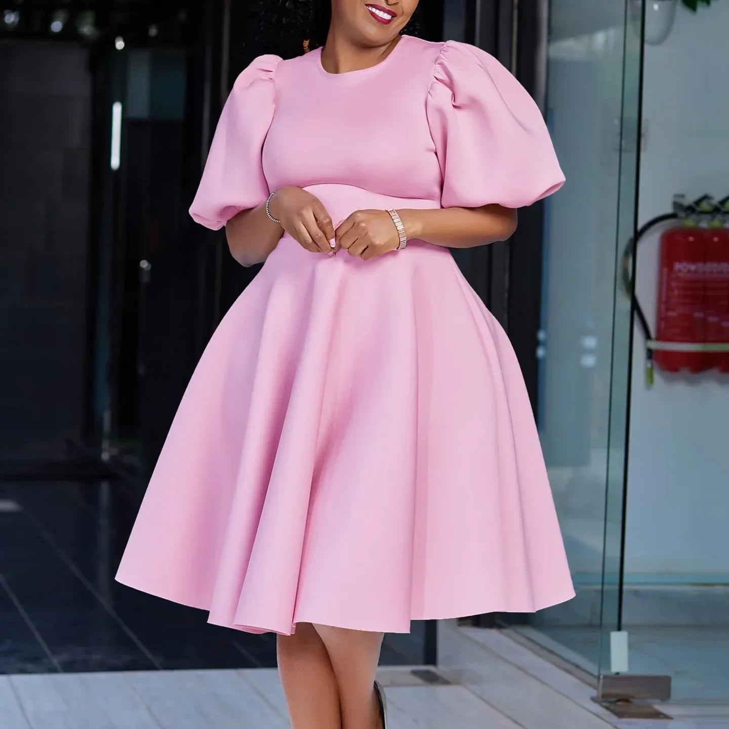 Elegant O Neck Short Sleeve High Waisted Pleated Dress